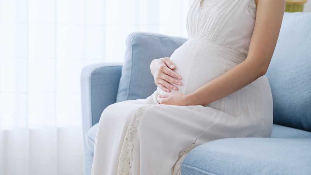 年齢に関係なくインプラント治療の適応とならない妊婦